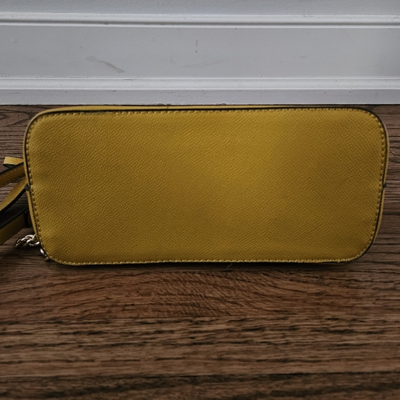 Cross body bag - Picture 4 of 7